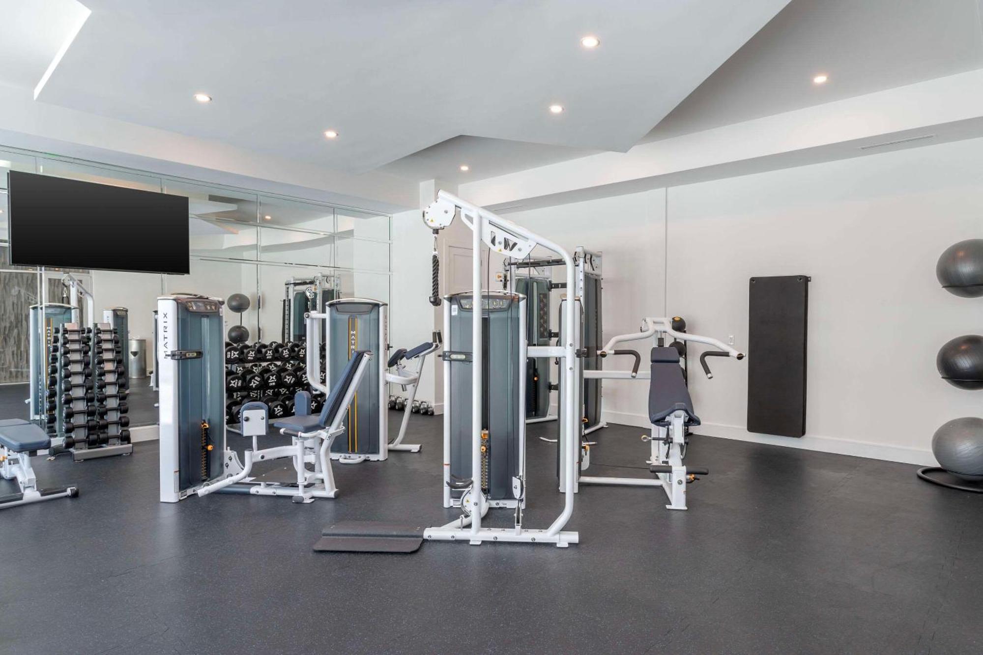 Cambria Hotel Waco University Riverfront 외부 사진