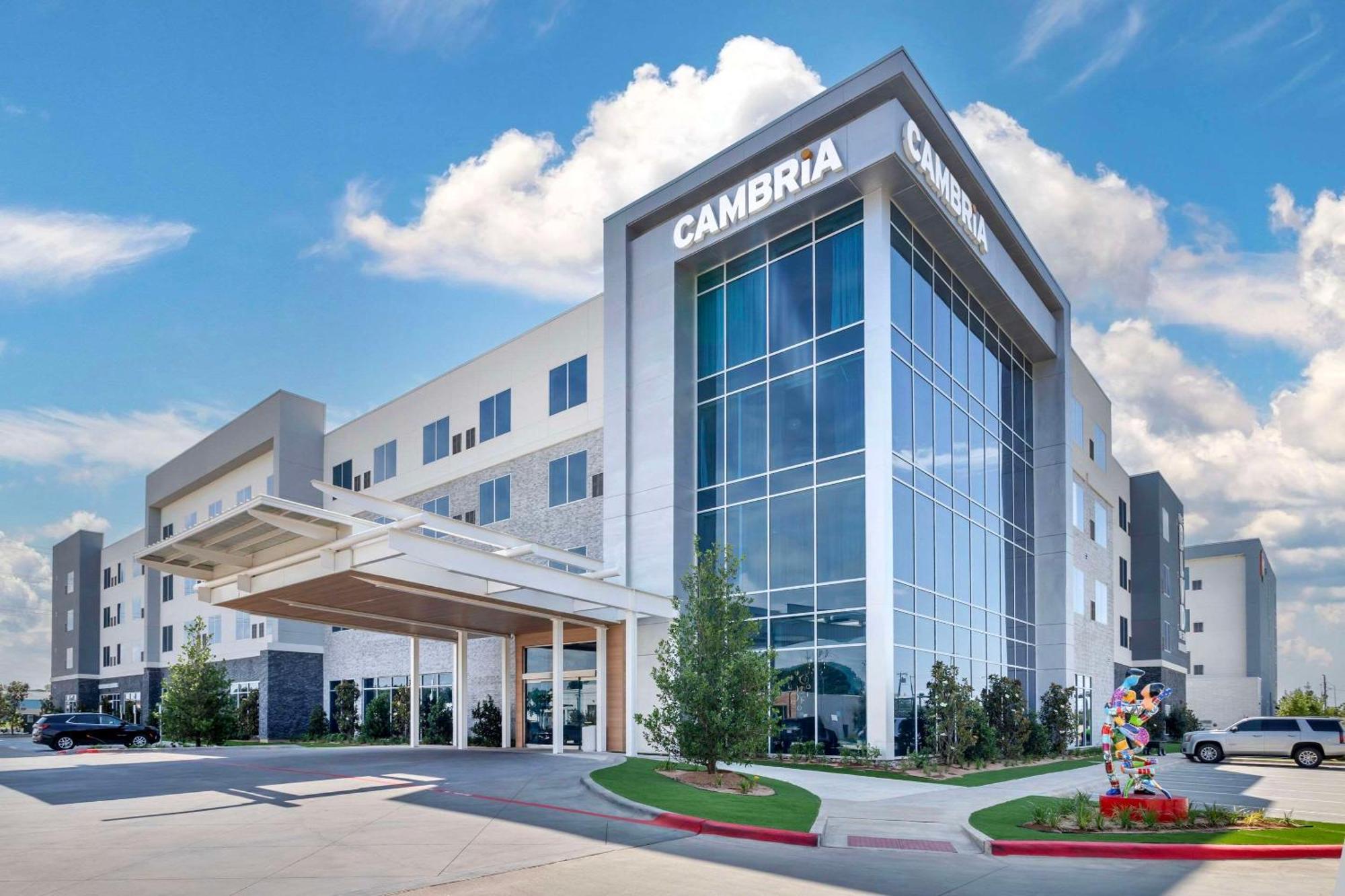 Cambria Hotel Waco University Riverfront 외부 사진