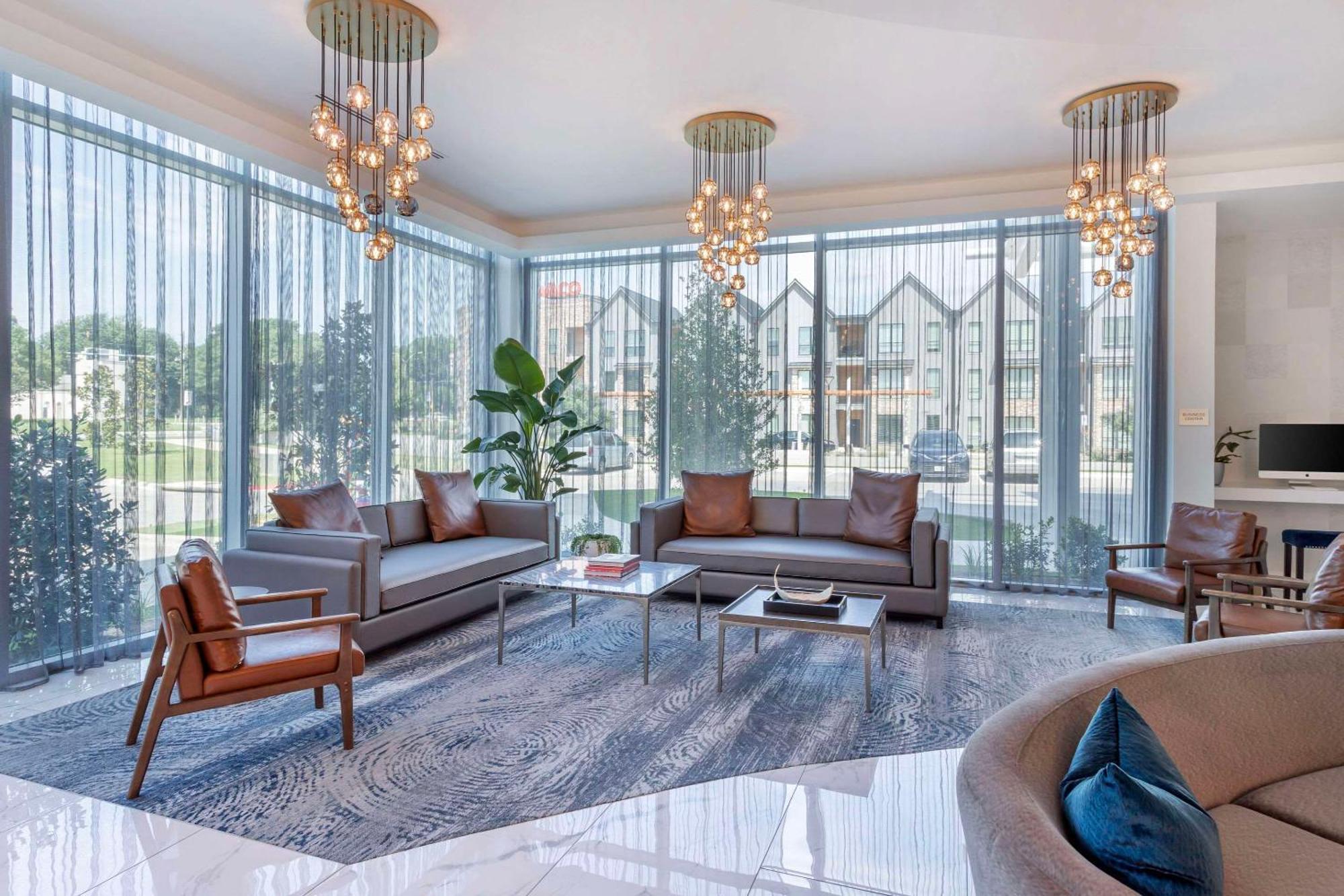 Cambria Hotel Waco University Riverfront 외부 사진
